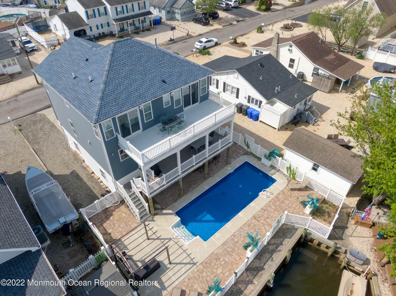 122 Mathis Drive - Photo 1