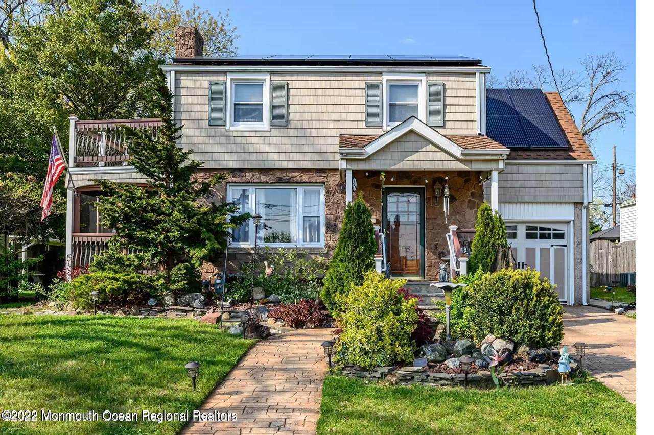 16 Evergreen Avenue - Photo 1