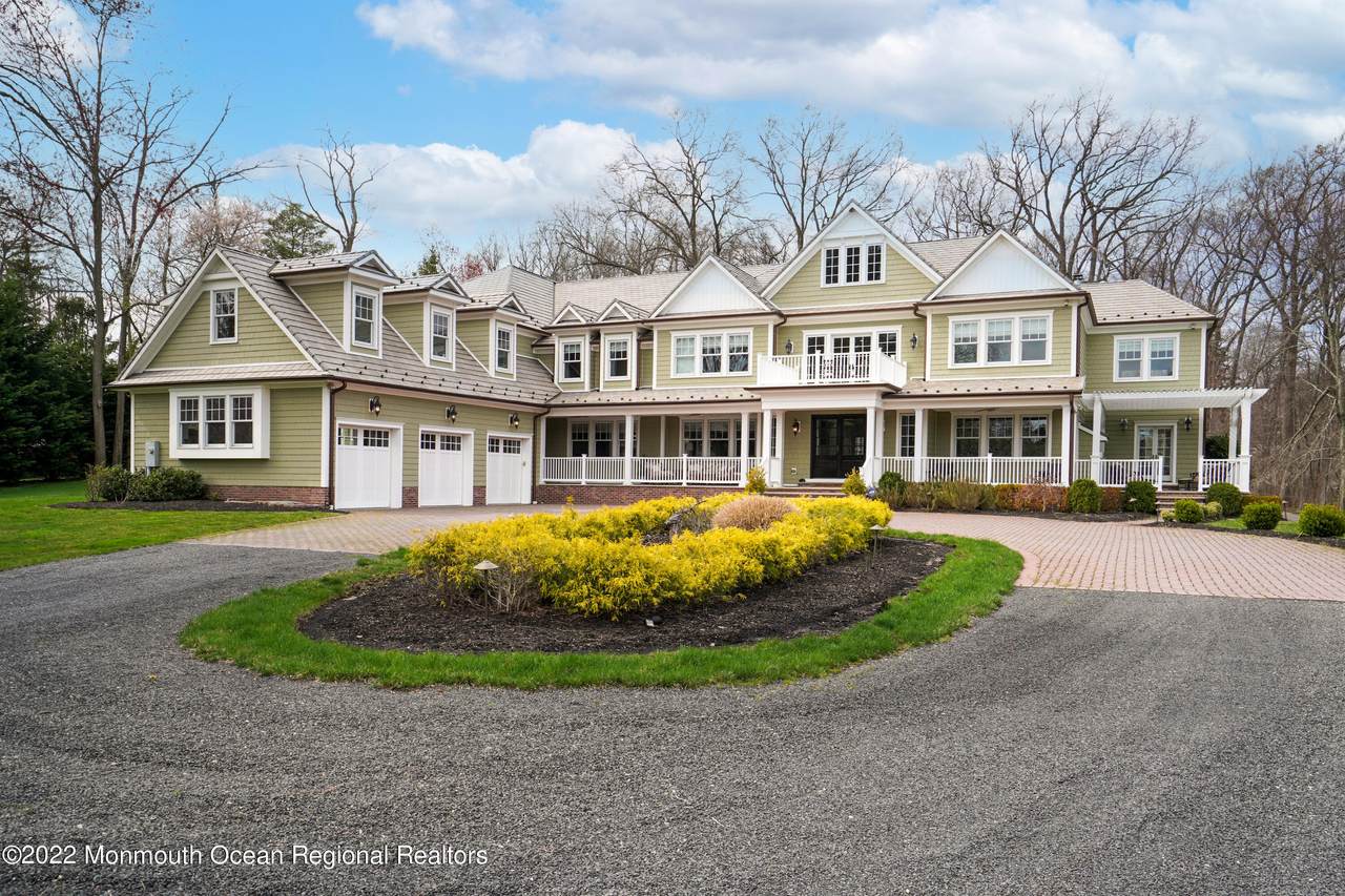 186 Rumson Road - Photo 1