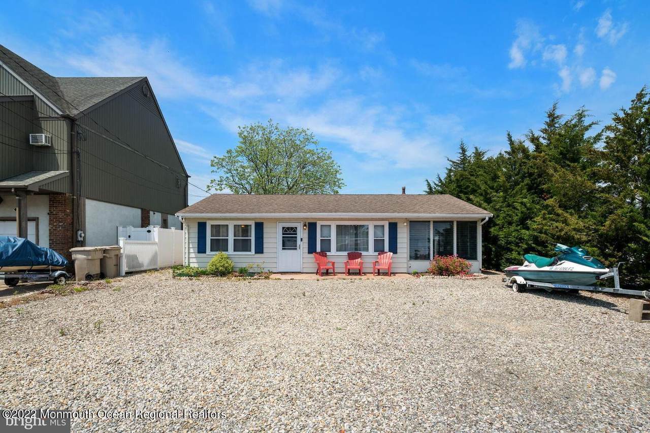 8 Sea Gull Point - Photo 1