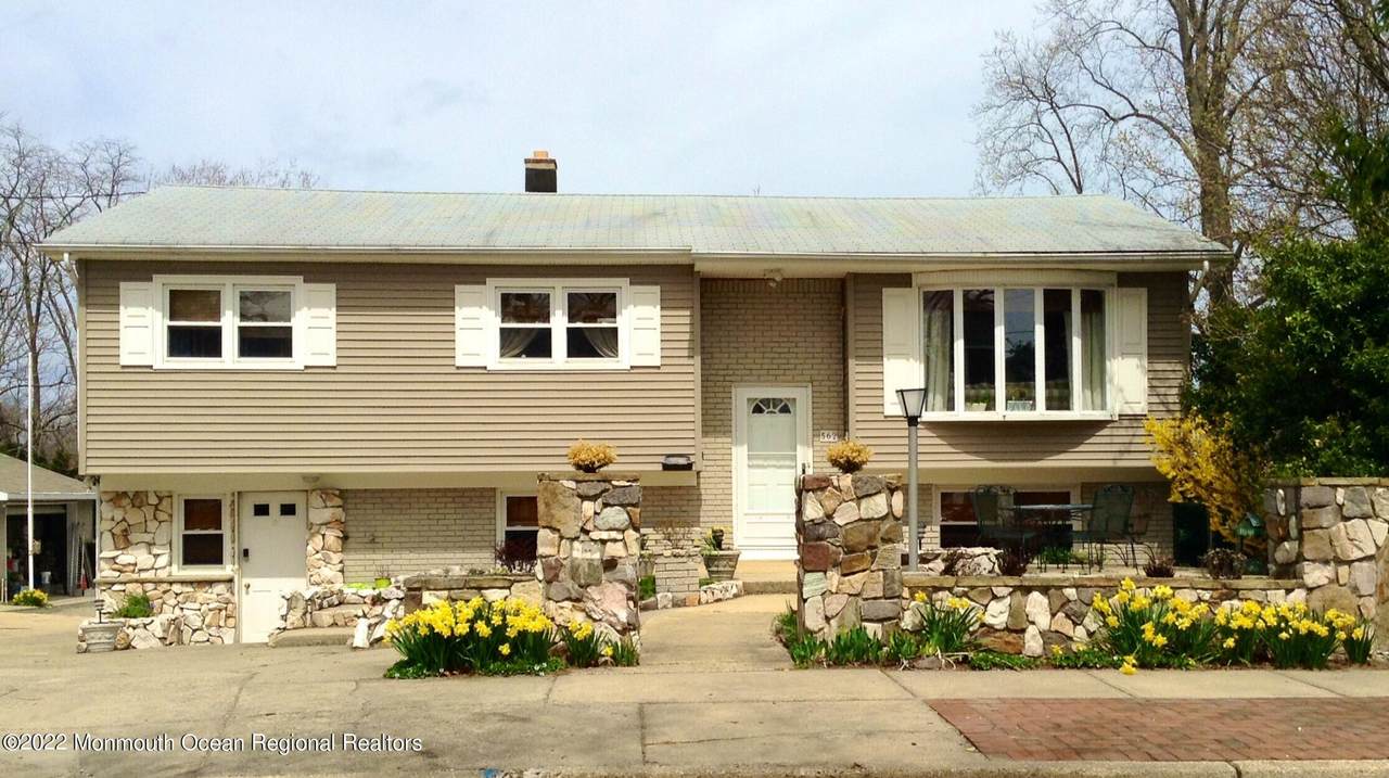 562 Prospect Avenue - Photo 1