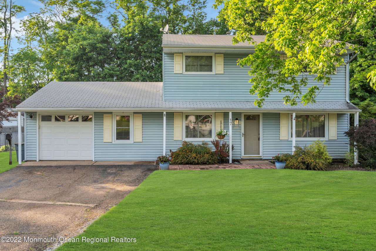17 Calvin Road - Photo 1