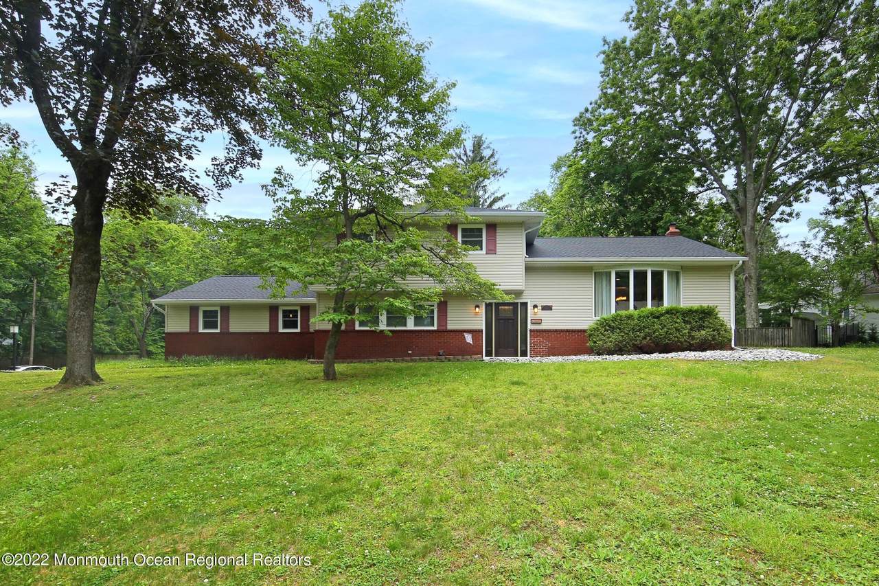 11 Denise Drive - Photo 1