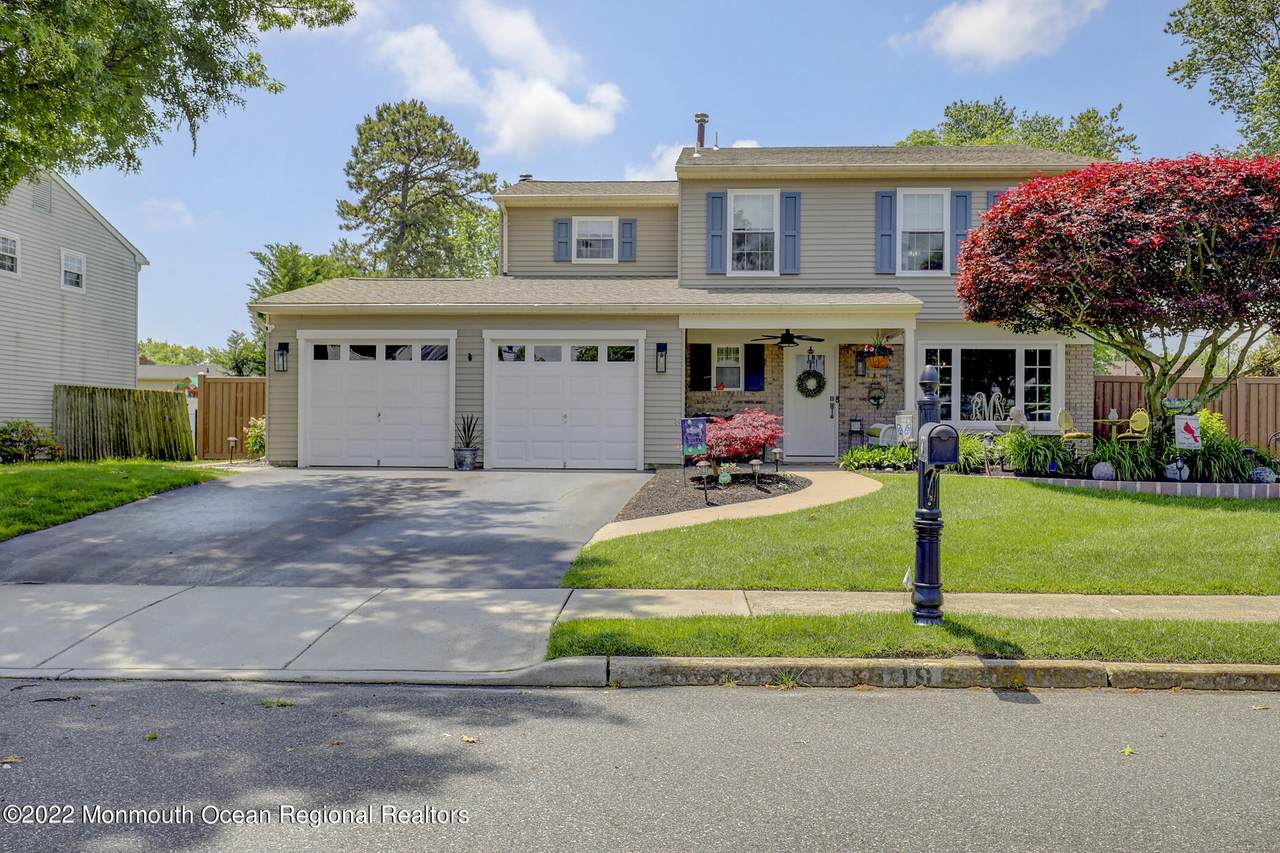 19 Berkshire Drive - Photo 1