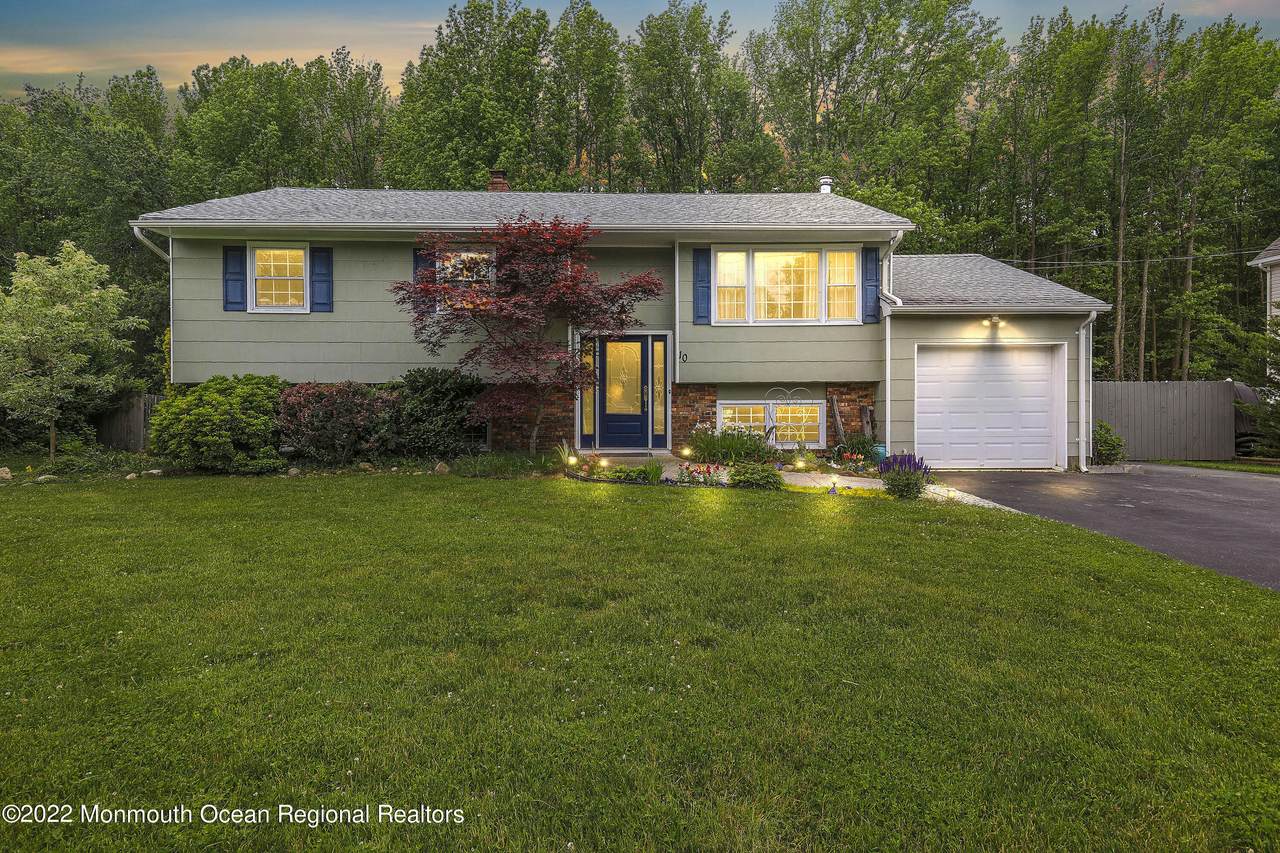 10 Country Club Drive - Photo 1