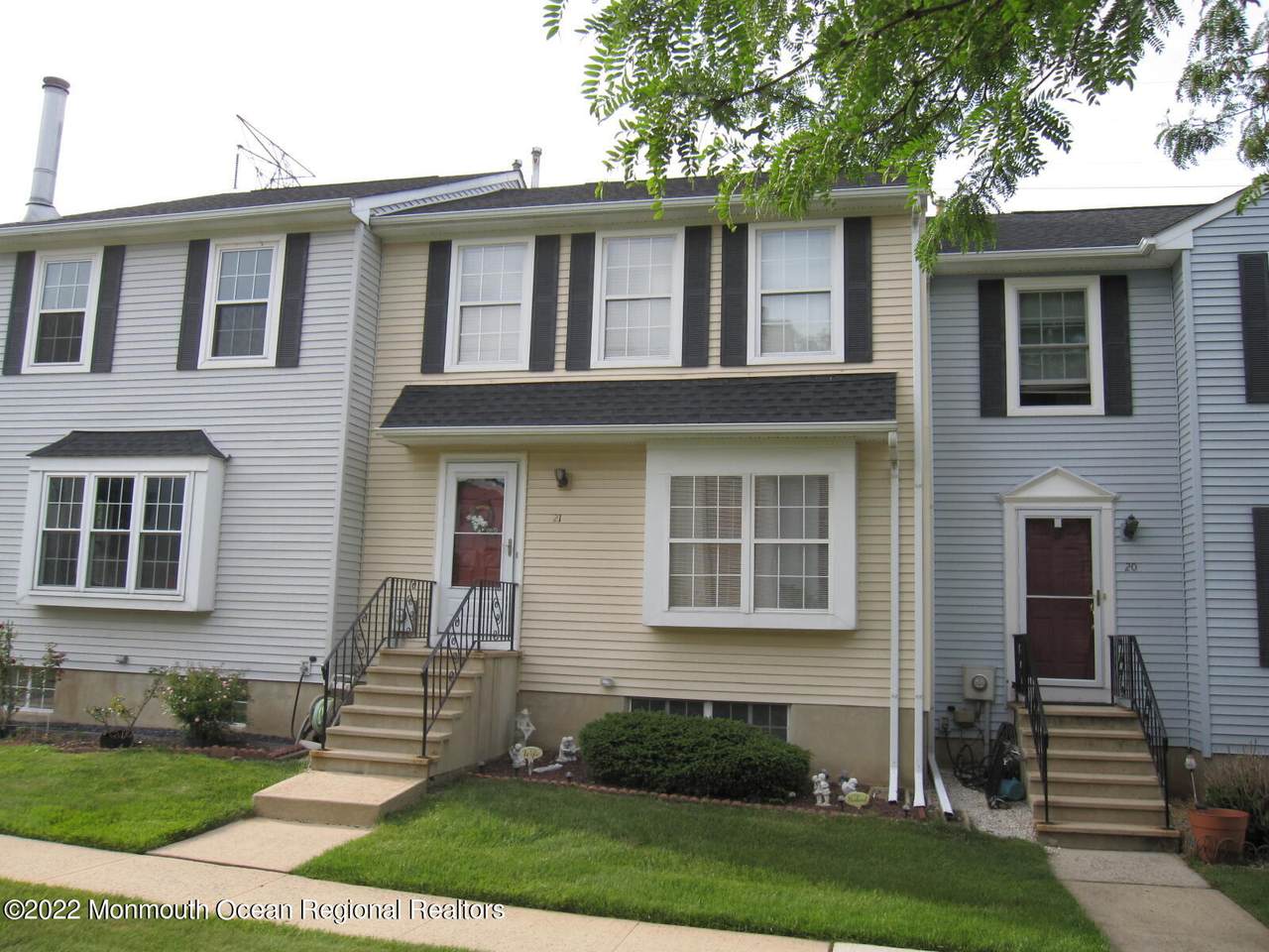 21 Gwizdak Court - Photo 1