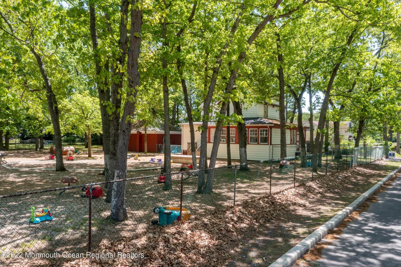 110 Charles Street - Photo 1