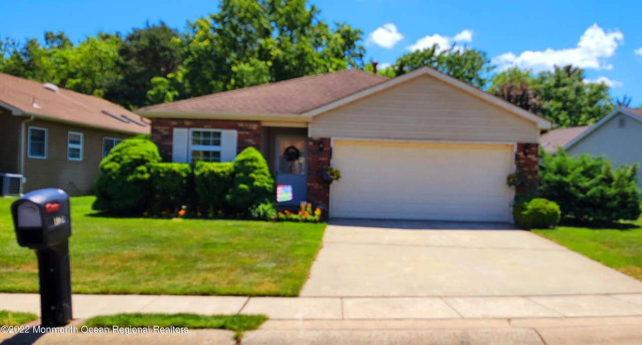 1962 Cherryvale Court - Photo 1