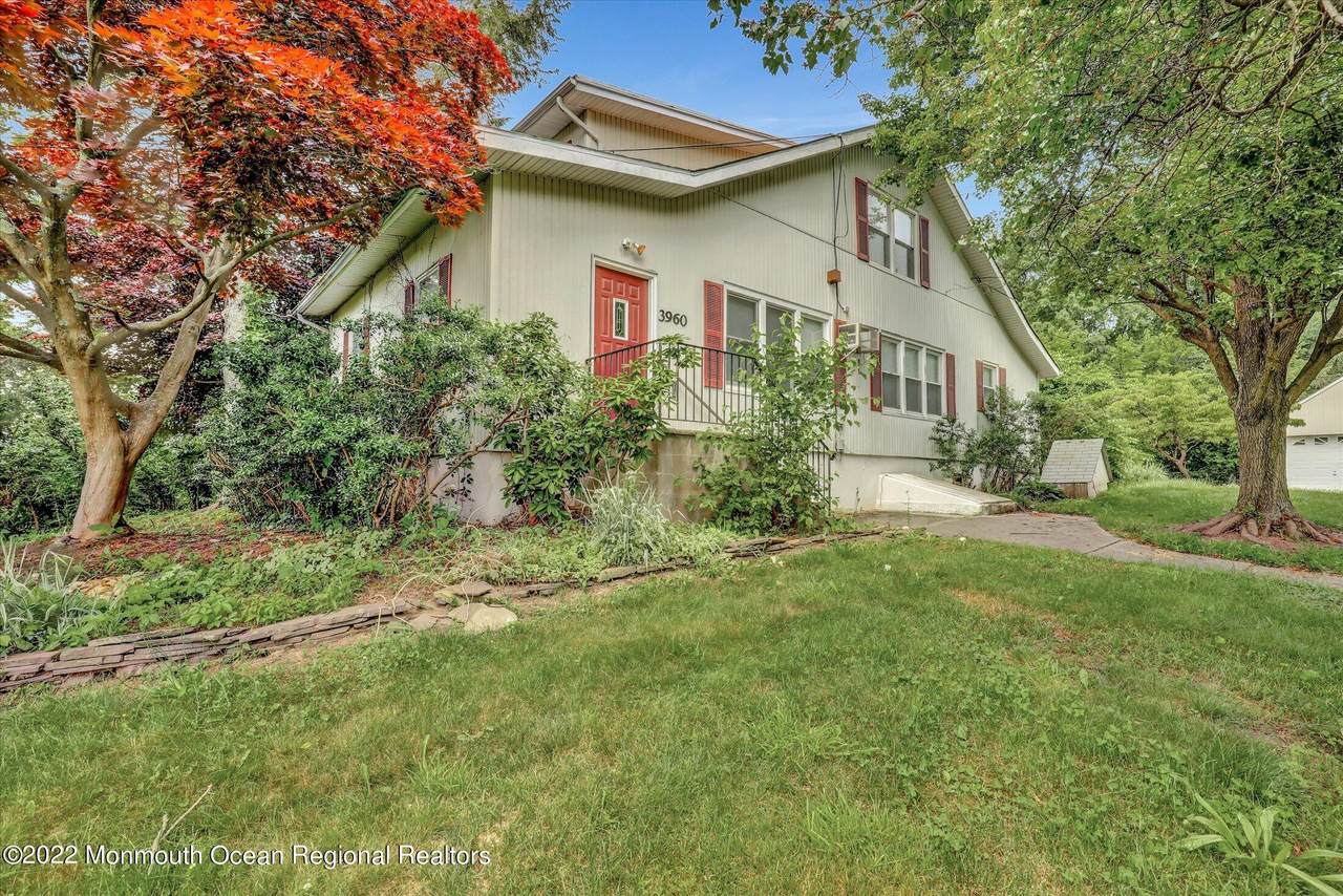 3960 Highway 516 - Photo 1