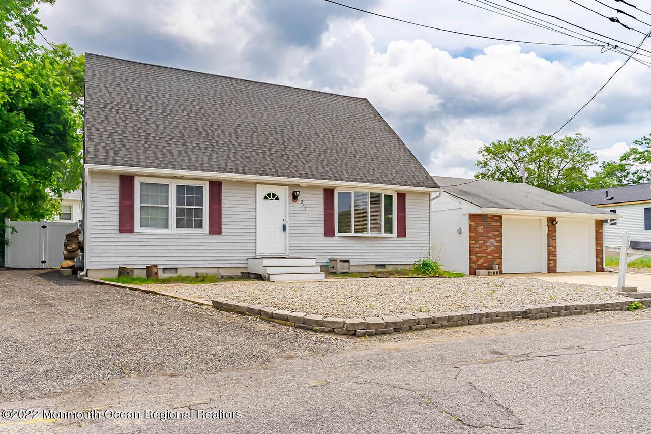233 Spar Avenue - Photo 1