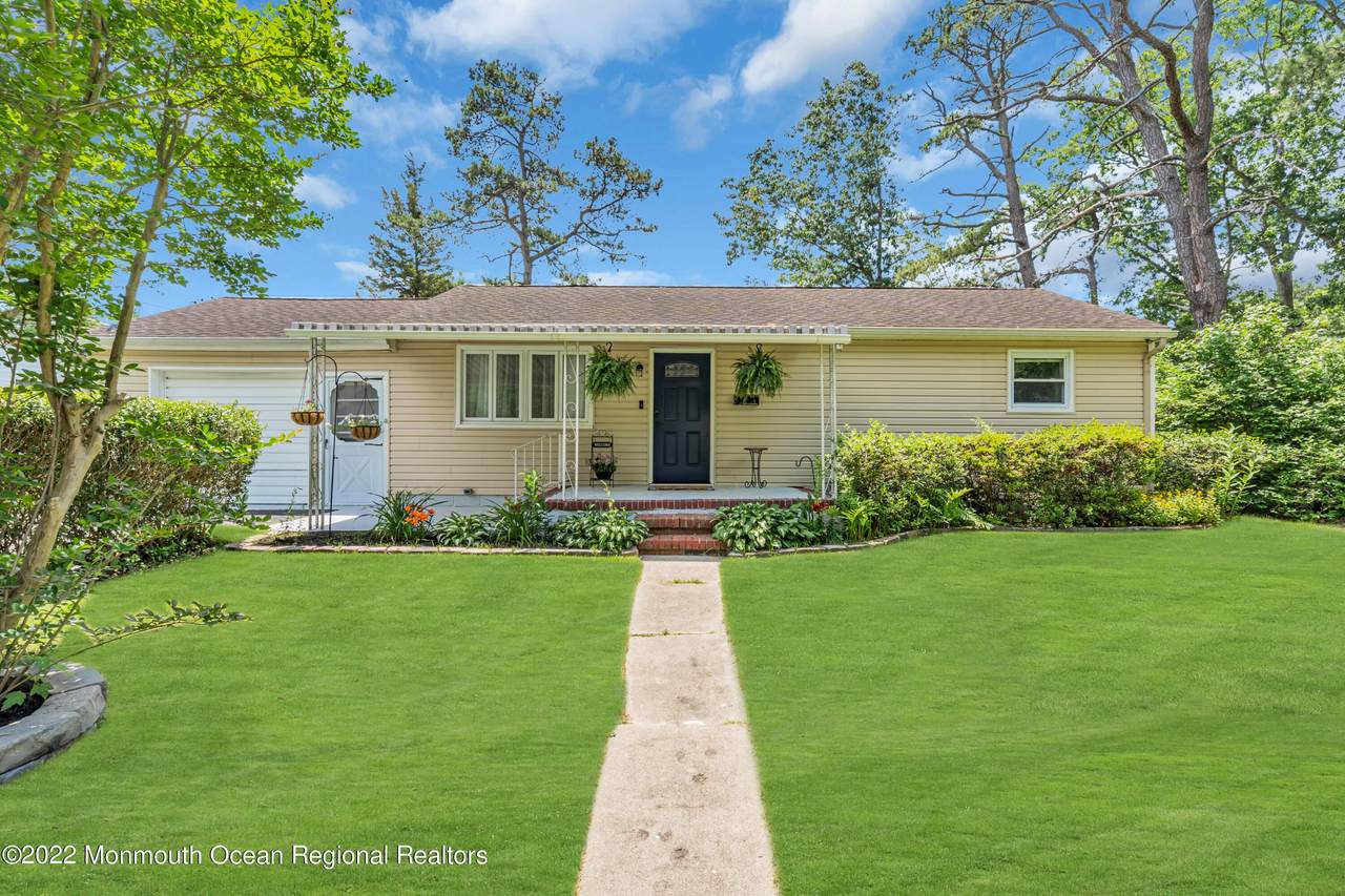 6350 Monmouth Drive - Photo 1