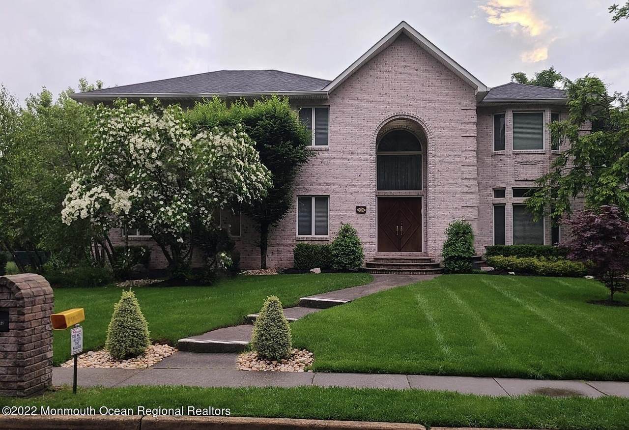 1492 Pine Park Avenue - Photo 1