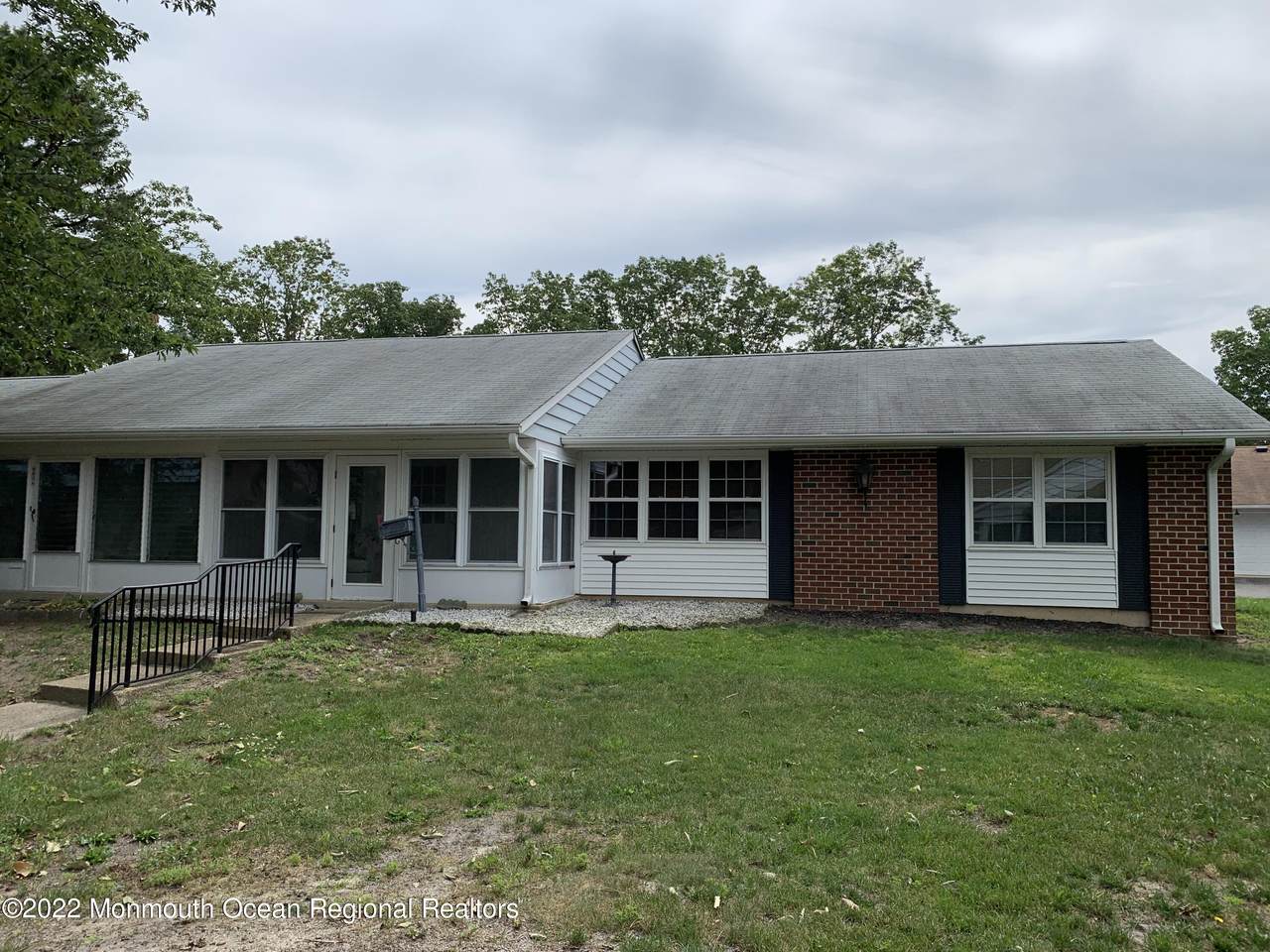 980B Aberdeen Drive - Photo 1