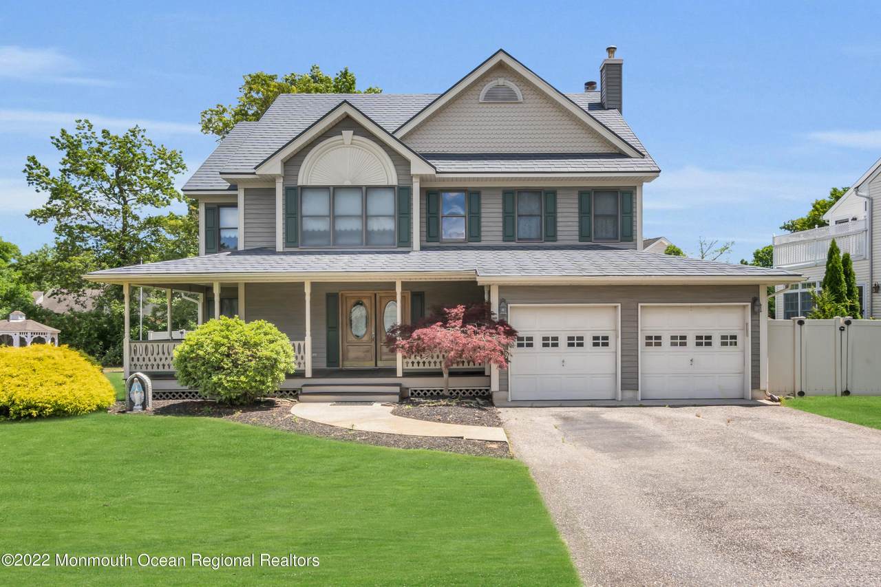 11 Laurel Lane - Photo 1