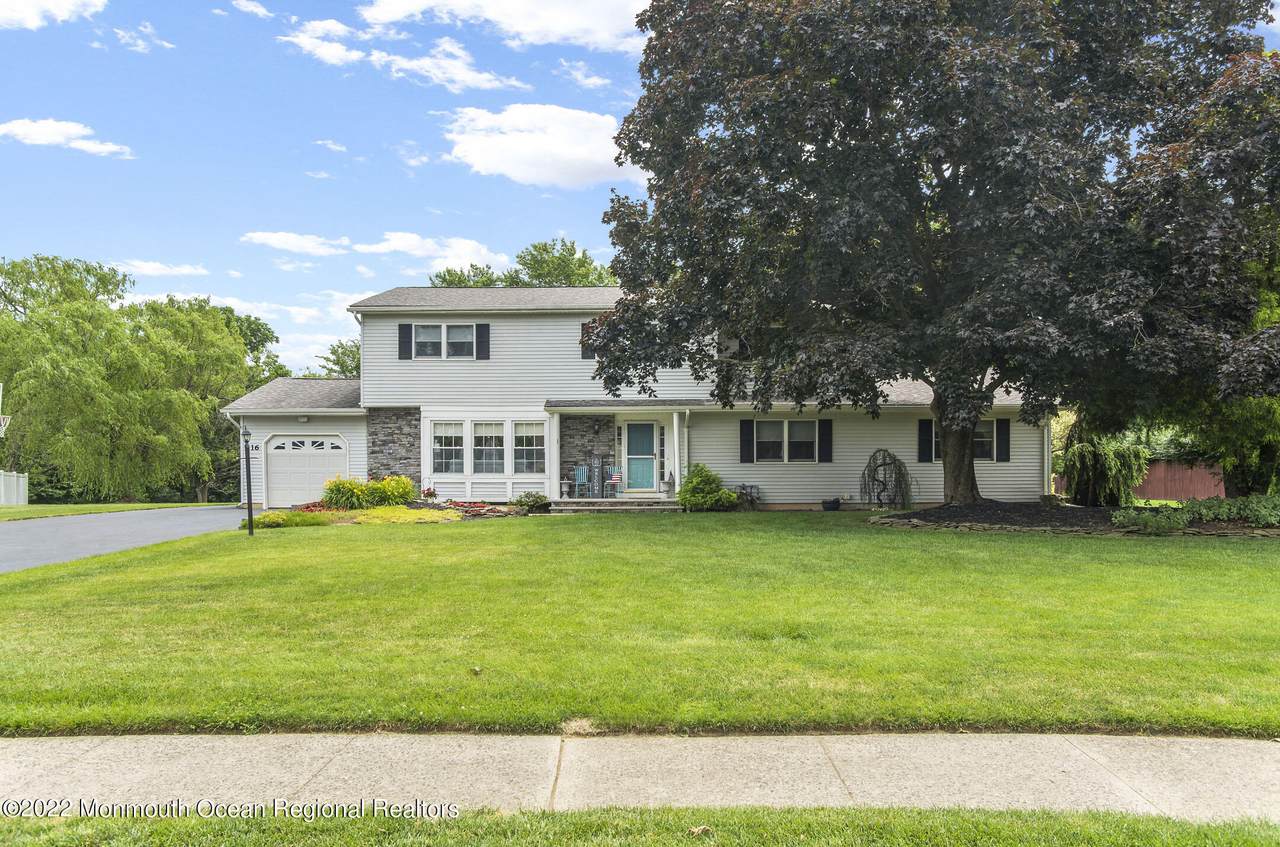 116 Sycamore Avenue - Photo 1