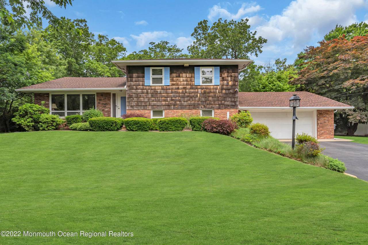 592 Lake Shore Drive - Photo 1