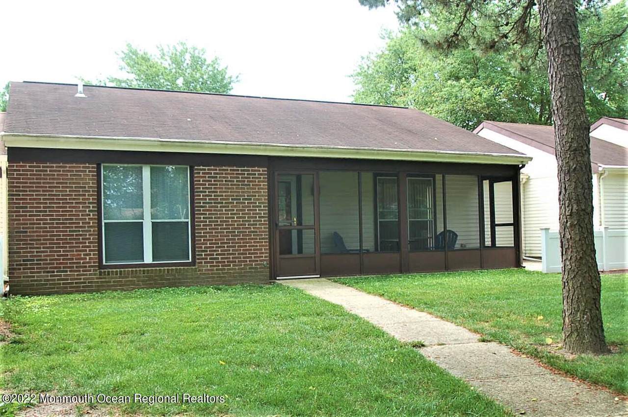 944B Liverpool Circle - Photo 1