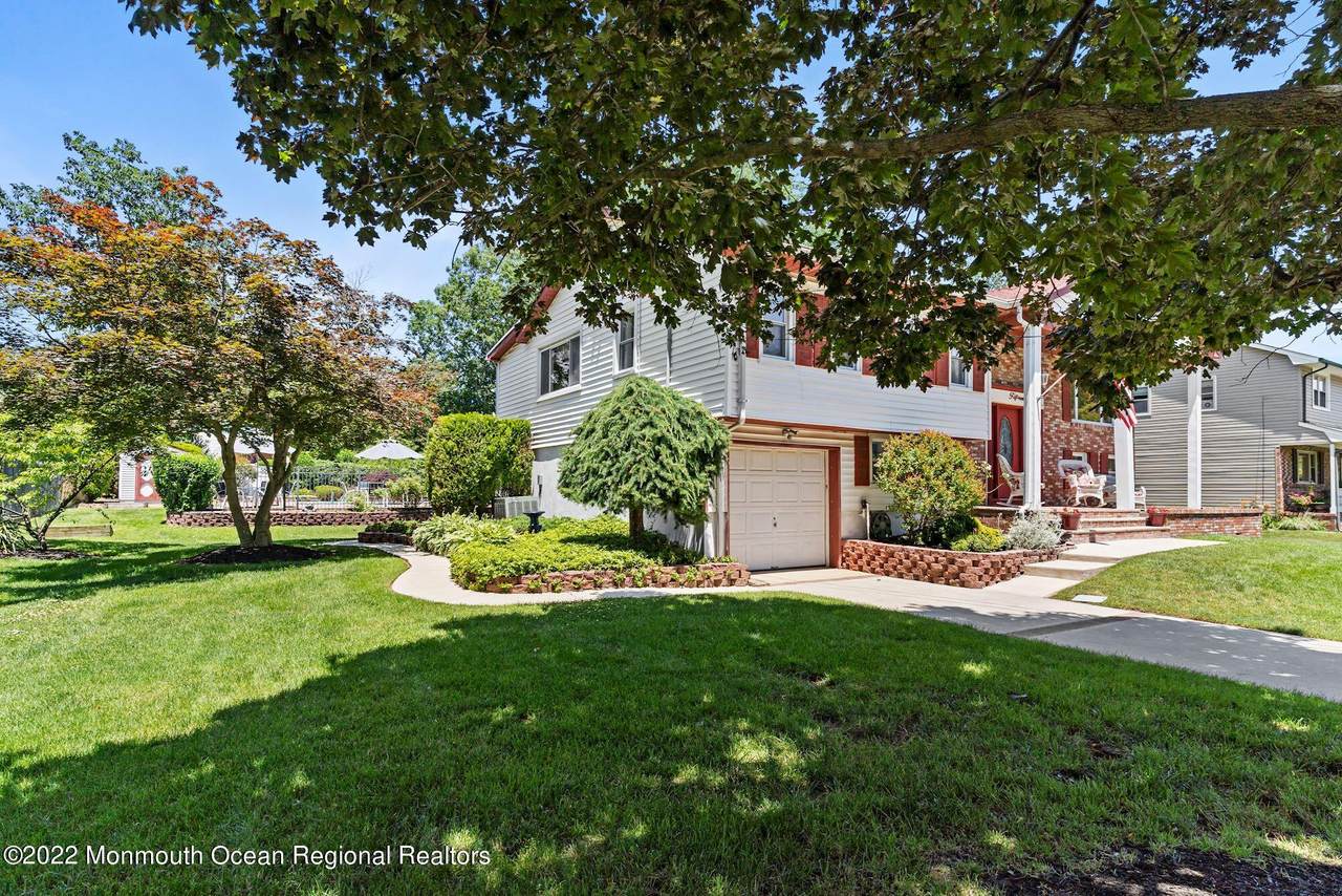 15 Windsor Road - Photo 1