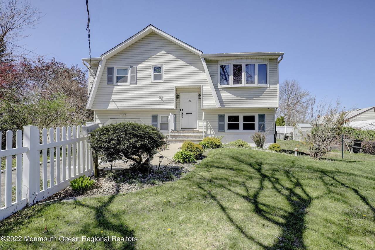 120 10th Street - Photo 1