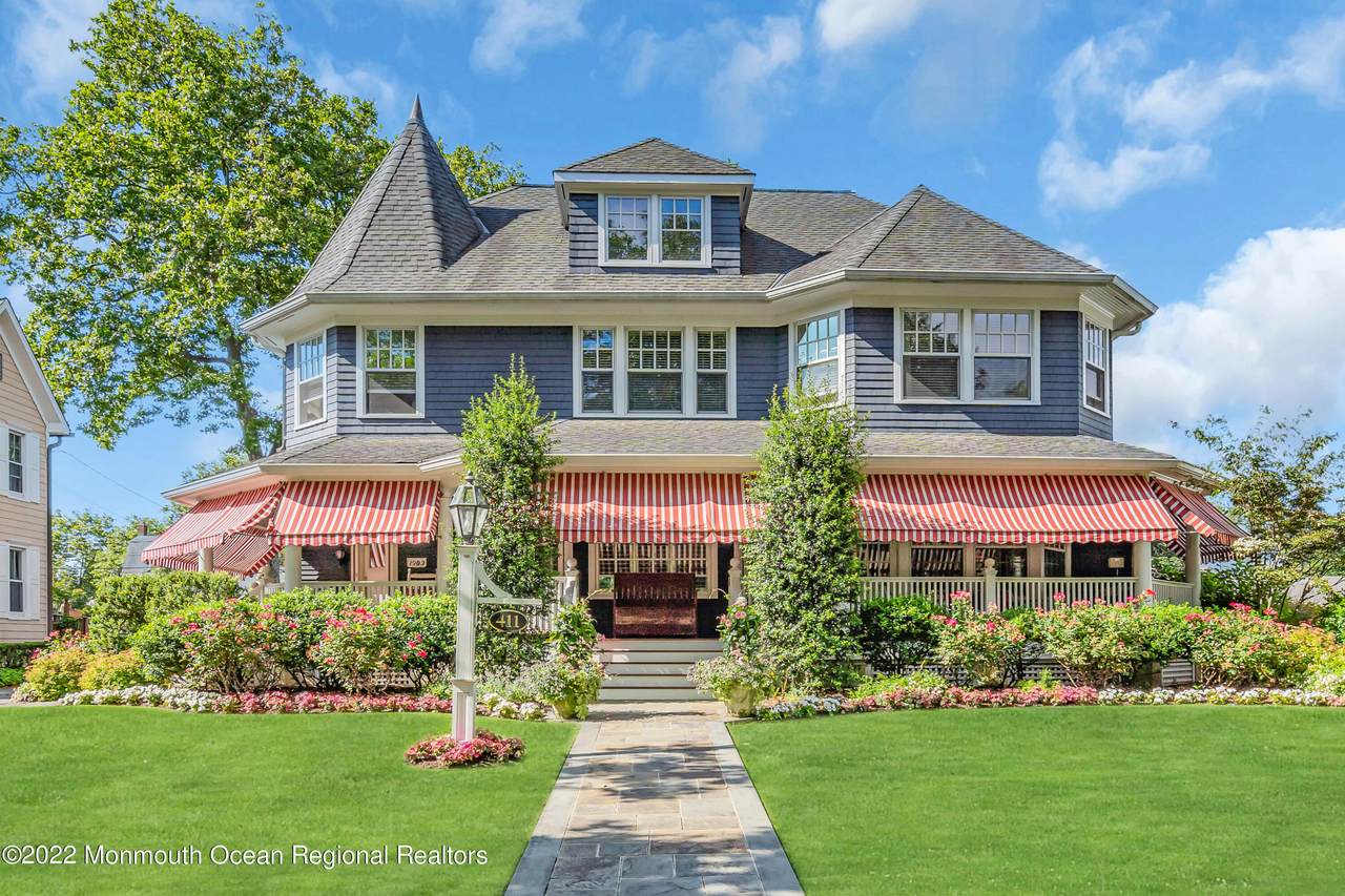 411 Warren Avenue - Photo 1
