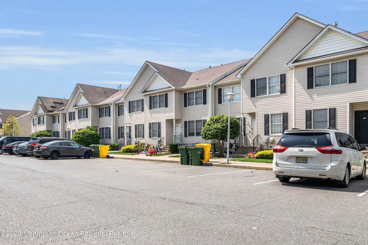 25 Empire Lane - Photo 1