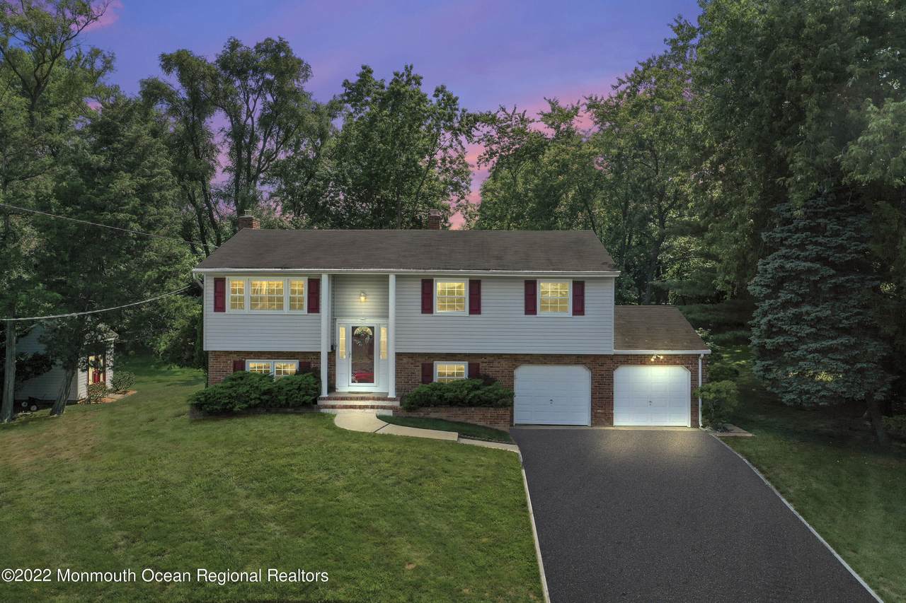 4 Westbrook Circle - Photo 1