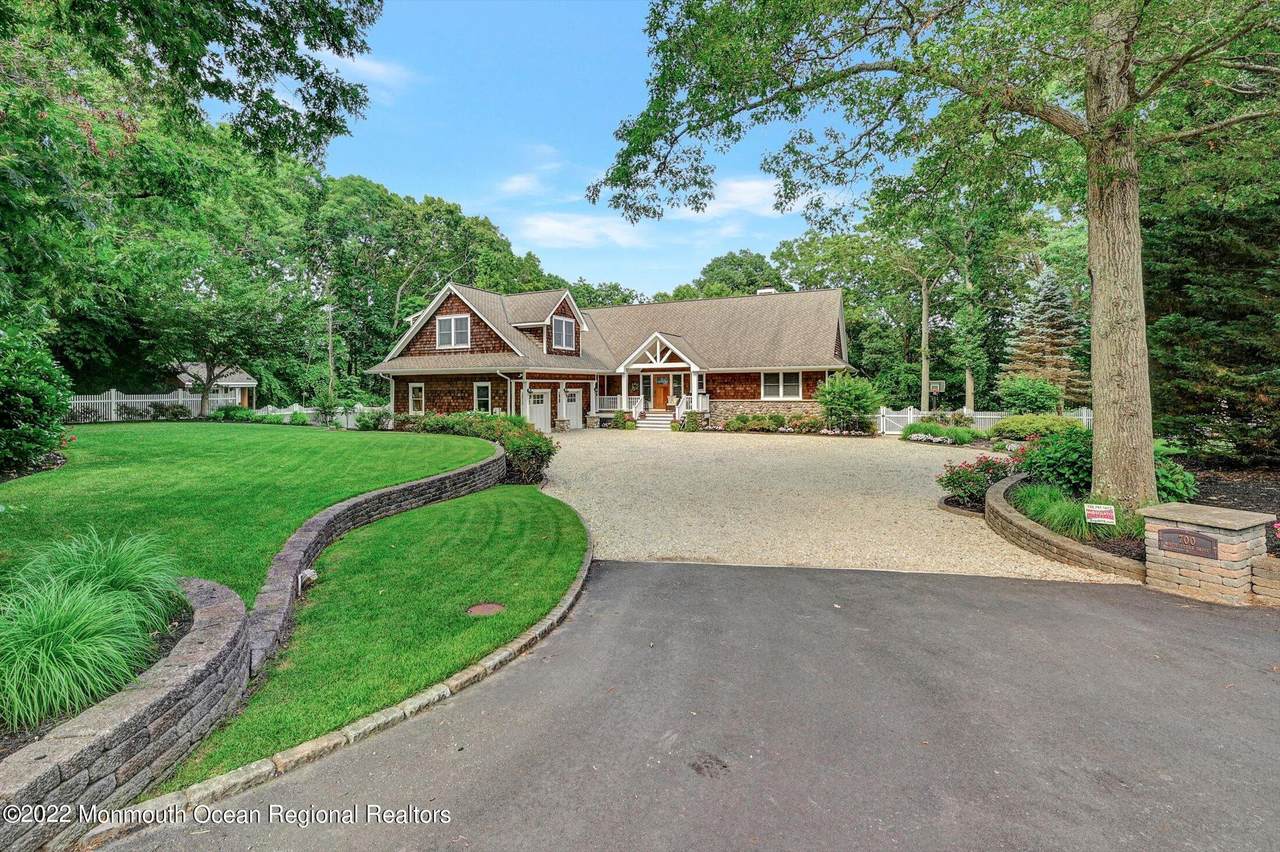 700 White Cedar Drive - Photo 1