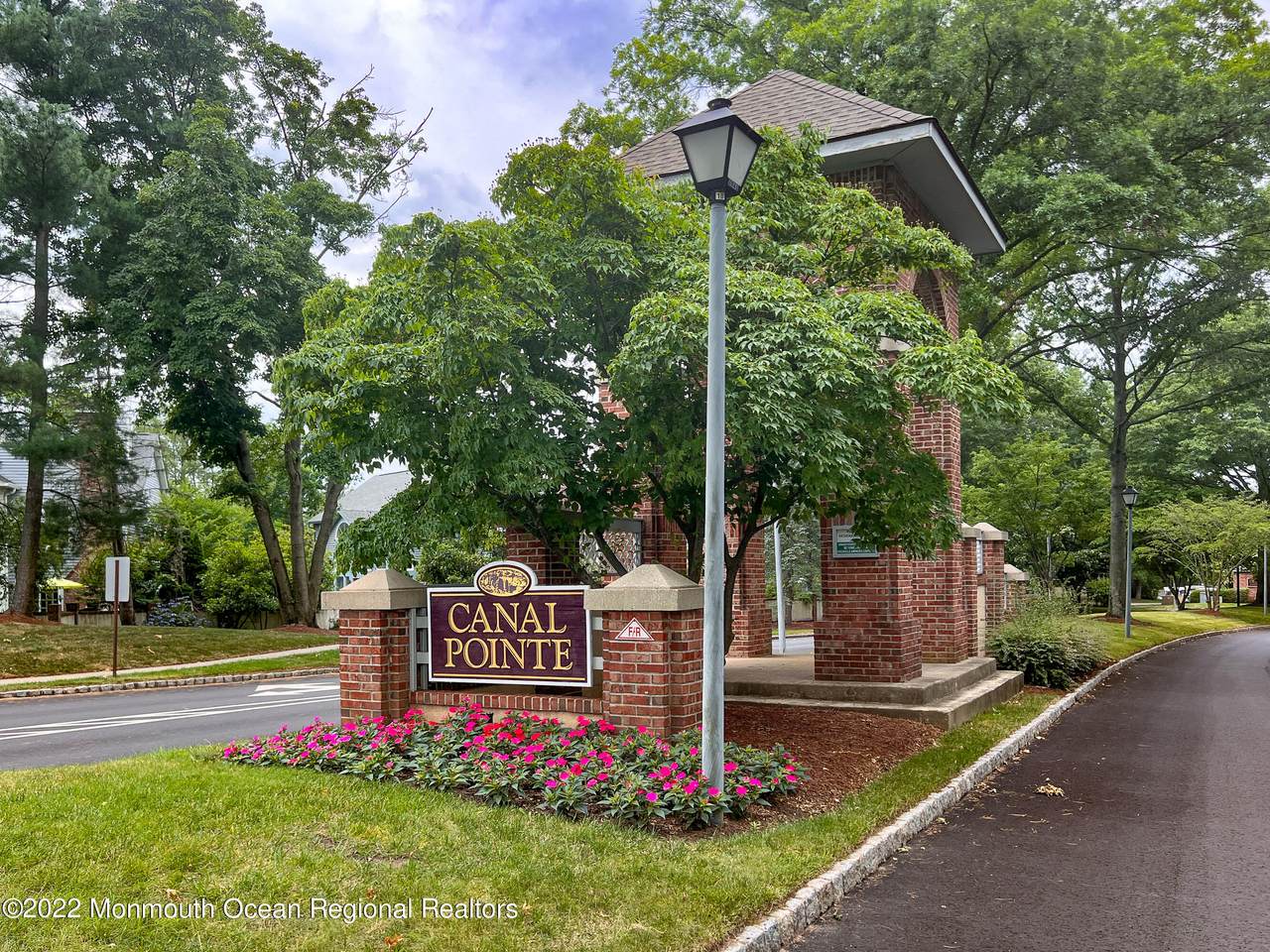 306 Trinity Court - Photo 1