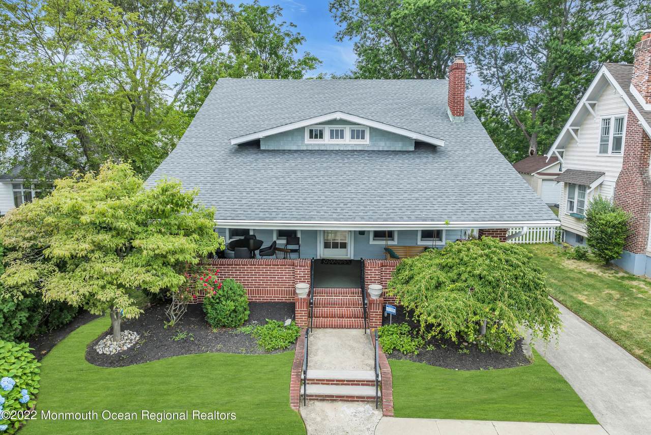 97 Neptune Avenue - Photo 1