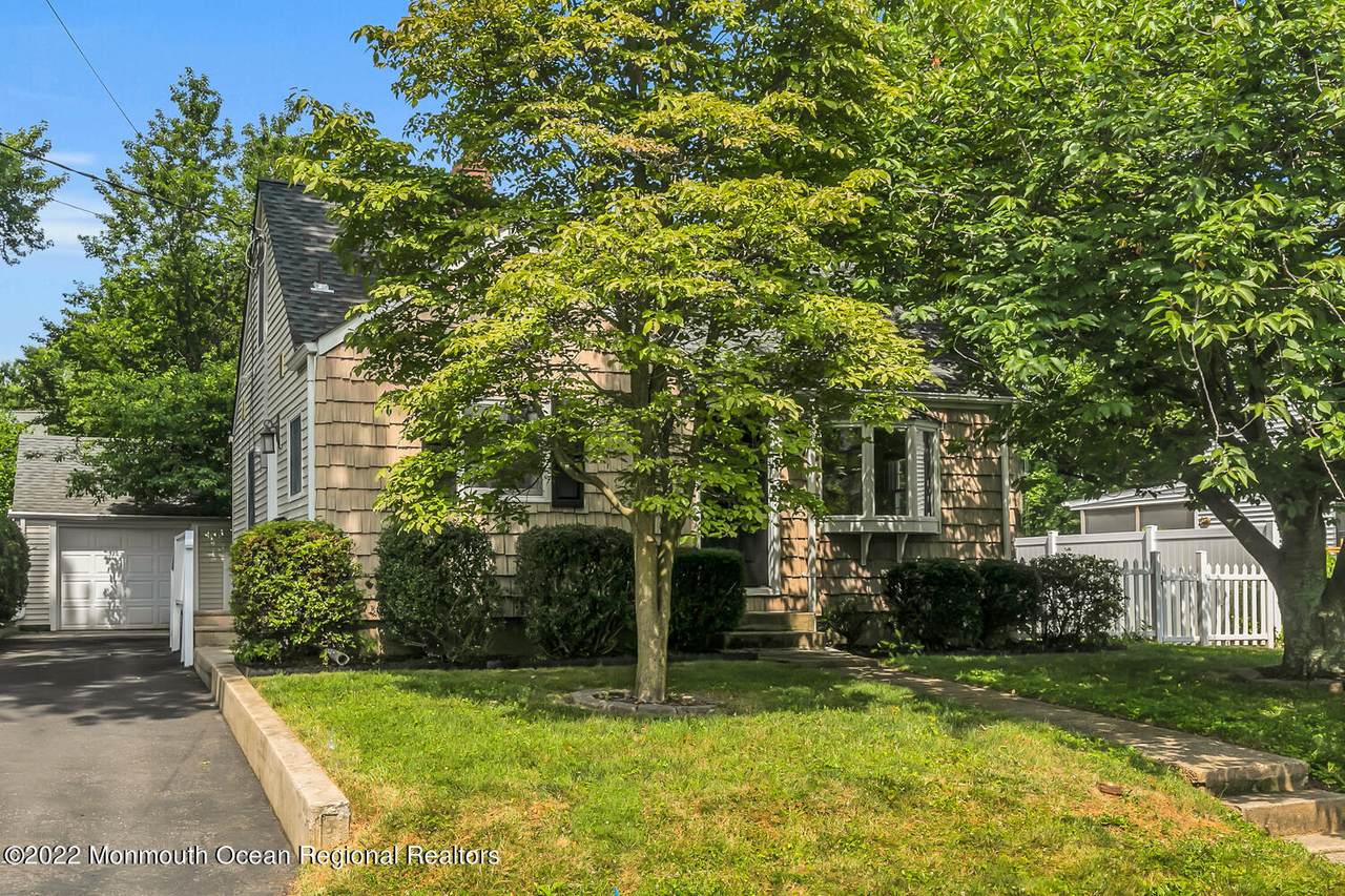 122 9th Street - Photo 1