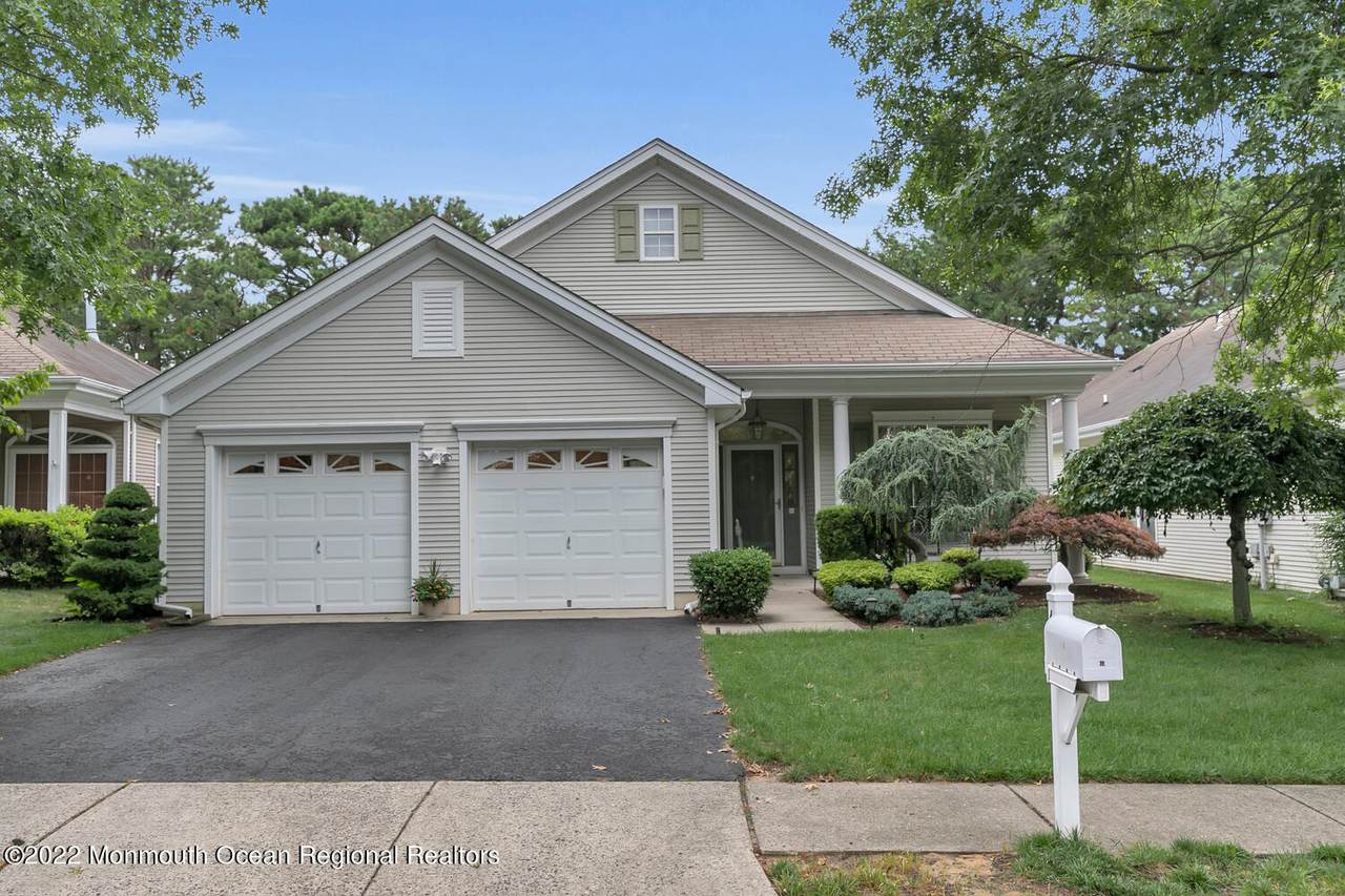 43 Spring Valley Drive - Photo 1