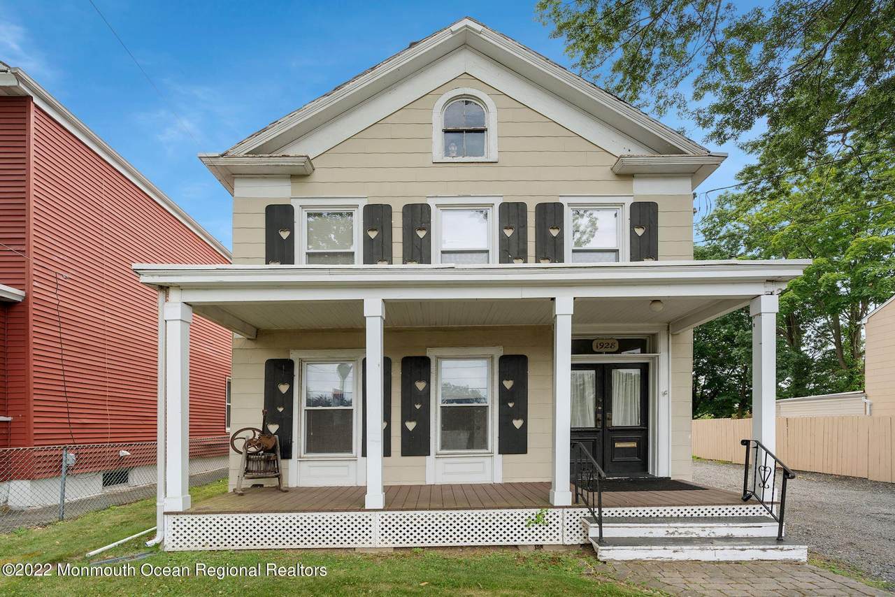 1928 Bartle Avenue - Photo 1