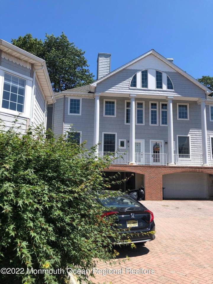 16 Mariners Bend - Photo 1