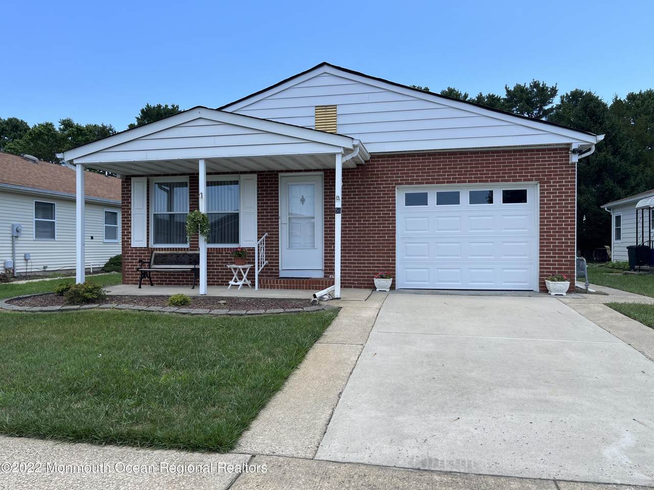 56 Pulaski Boulevard - Photo 1