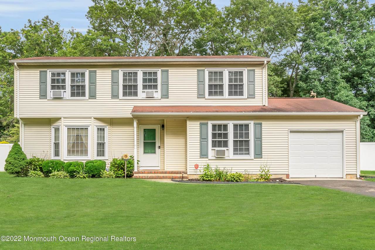 220 Brandon Road - Photo 1