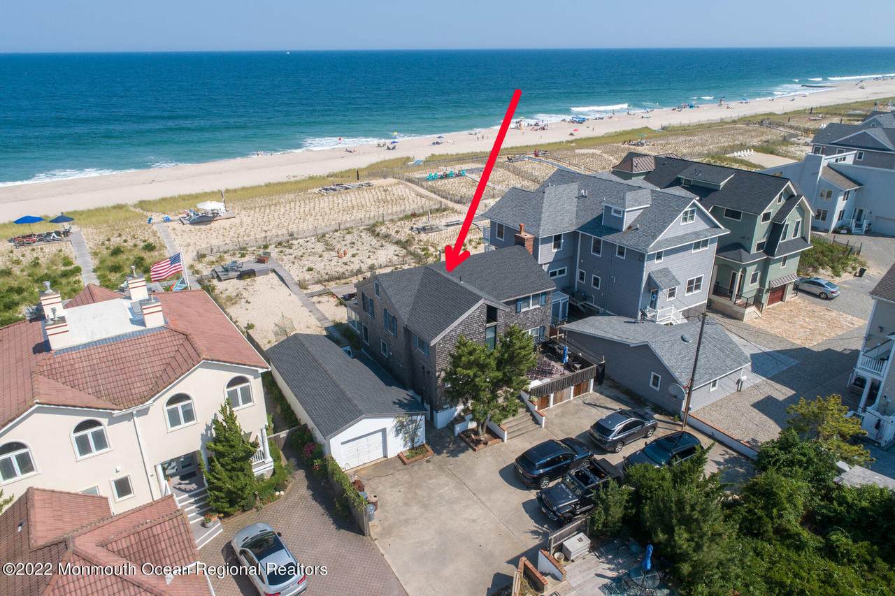 1427 Oceanfront - Photo 1