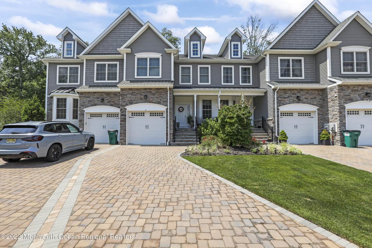 14 Gonzalez Drive - Photo 1
