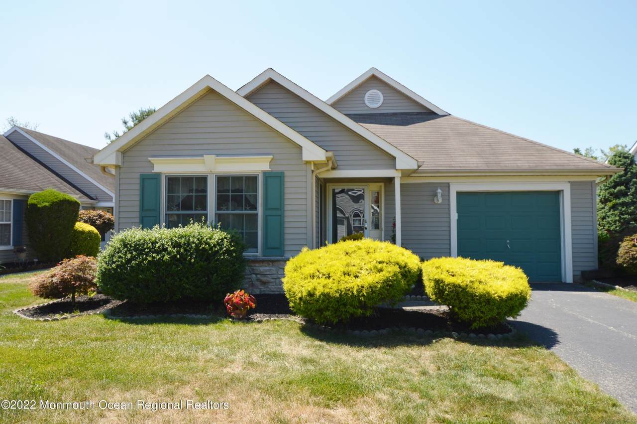2433 Woodbine Lane - Photo 1