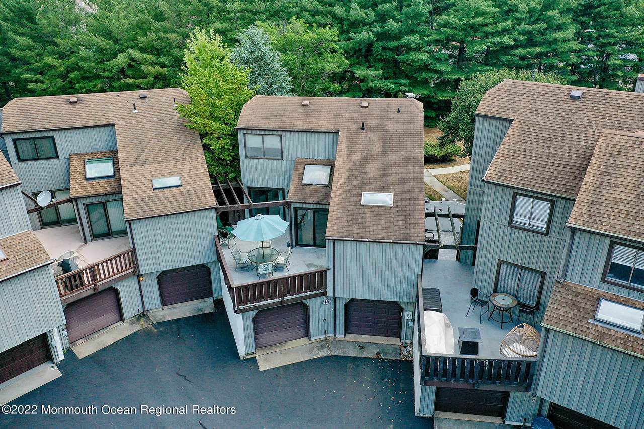 257 Silver Lane - Photo 1