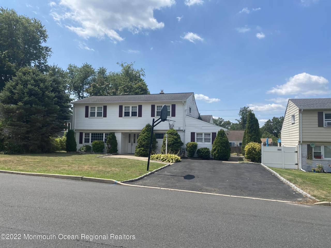 31 Farmbrook Drive - Photo 1
