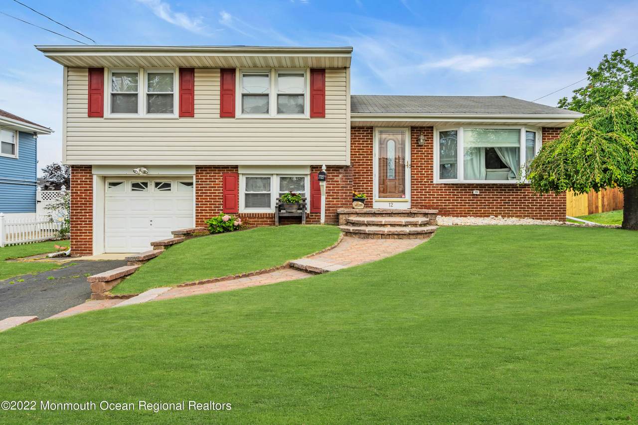 12 Dailey Drive - Photo 1