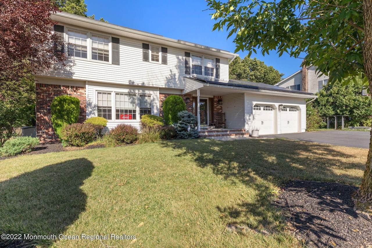 43 Junction Pond Lane - Photo 1
