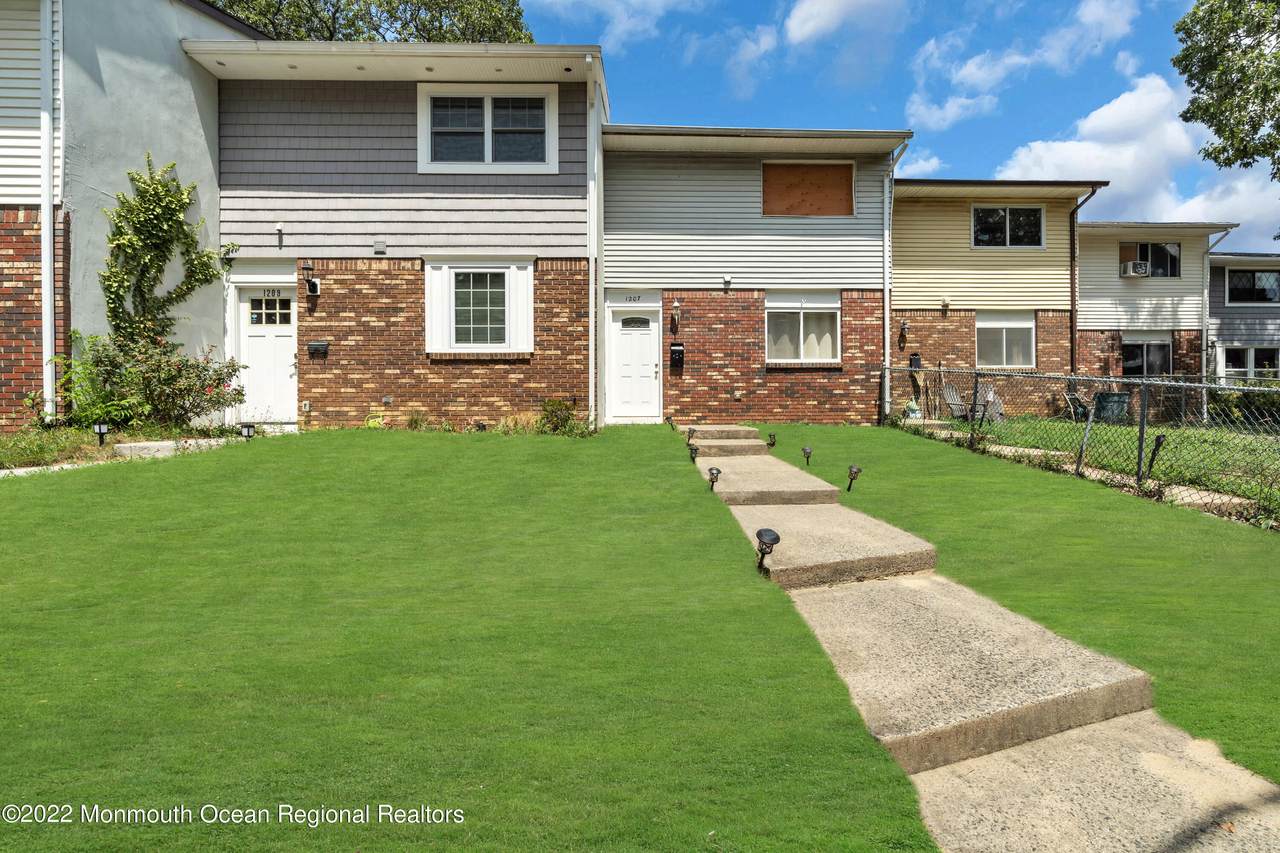 1207 Washington Avenue - Photo 1