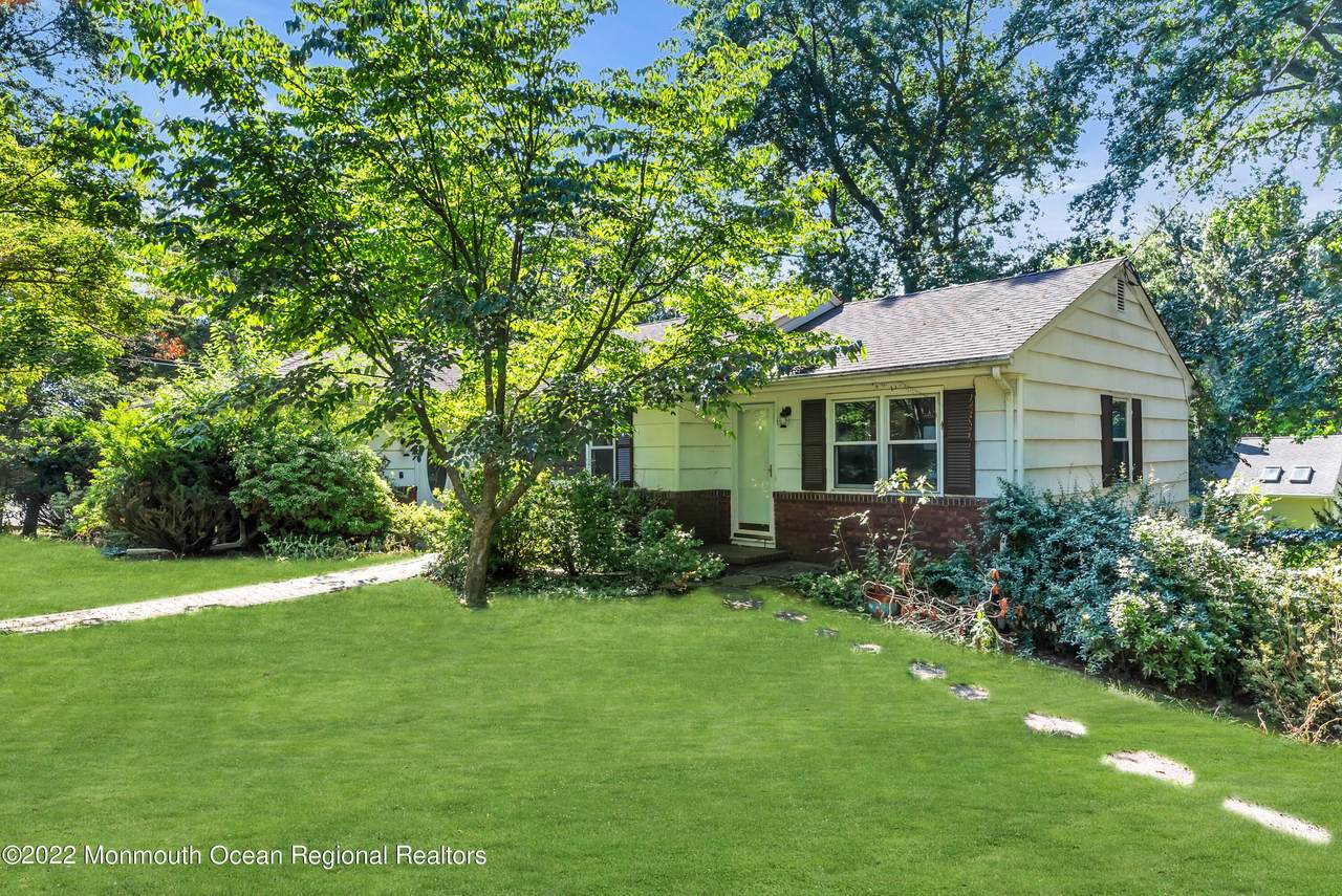 602 Dow Avenue - Photo 1