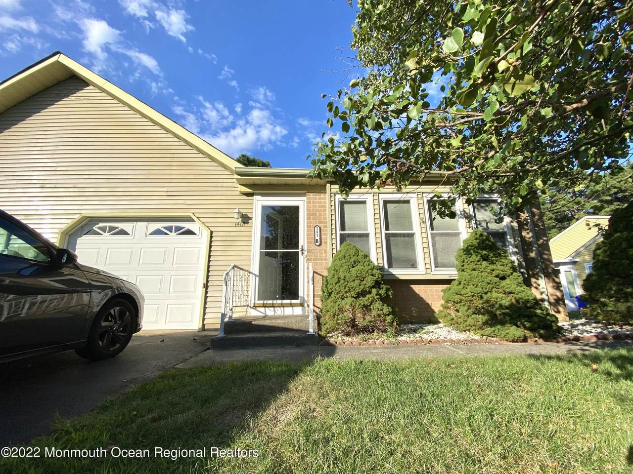 141B Sunset Road - Photo 1