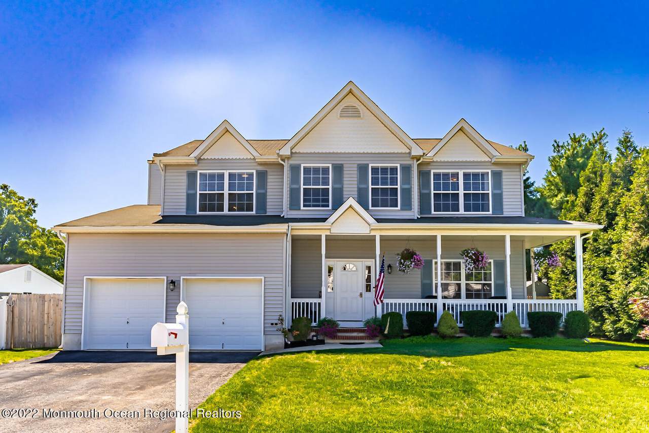 44 Marlow Avenue - Photo 1