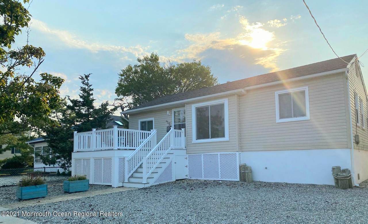 191 4th Avenue - Photo 1