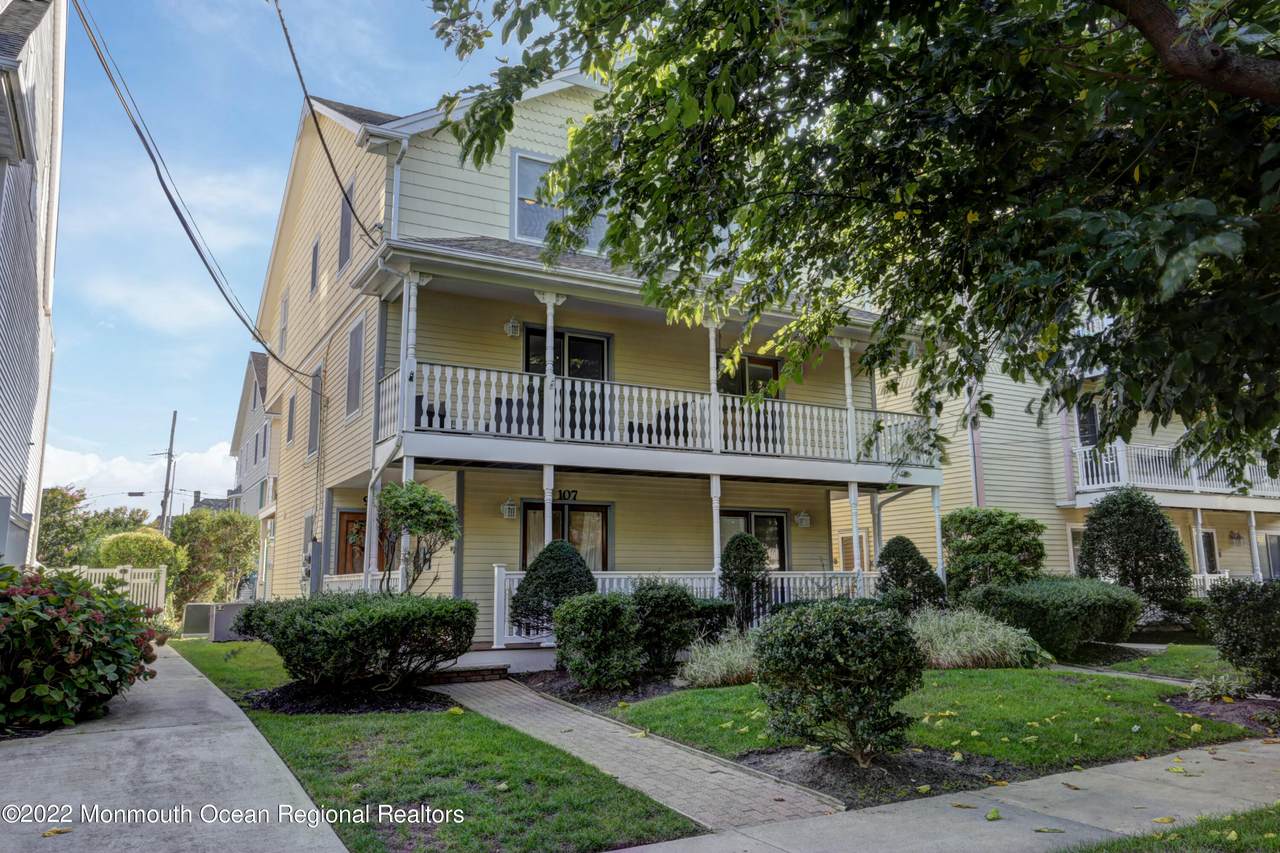 107 Brinley Avenue - Photo 1