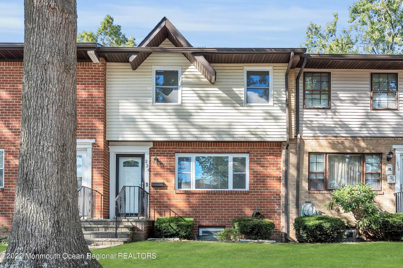 234 Samantha Court - Photo 1