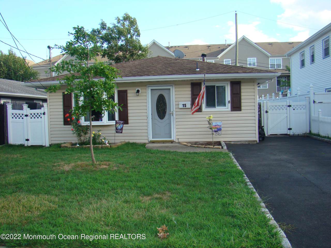 15 Larch Street - Photo 1